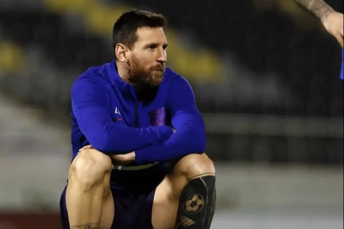 «Барселона» Мессидің жалақысын төмендетуге ниетті 