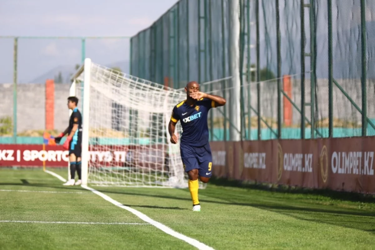 Тамыз айының үздік ойыншысы мен бапкері анықталды