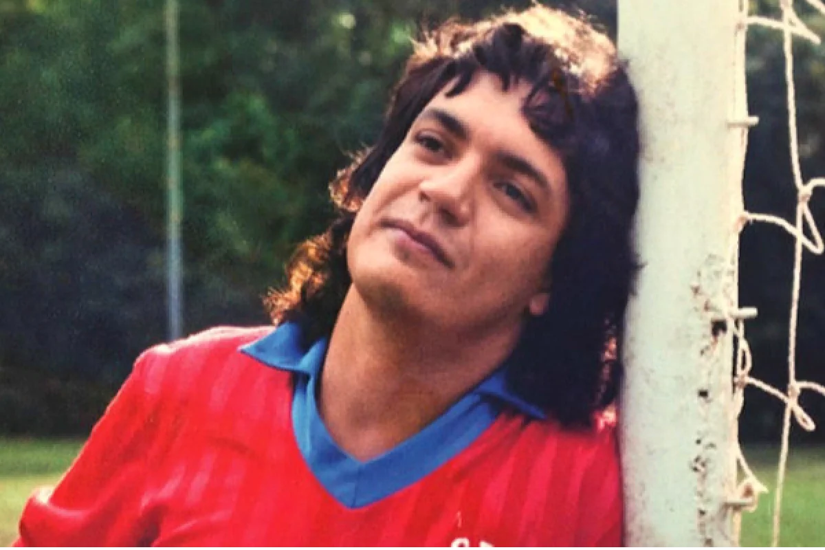 ЕШҚАШАН ФУТБОЛ ОЙНАМАҒАН ҰЛЫ ФУТБОЛШЫ