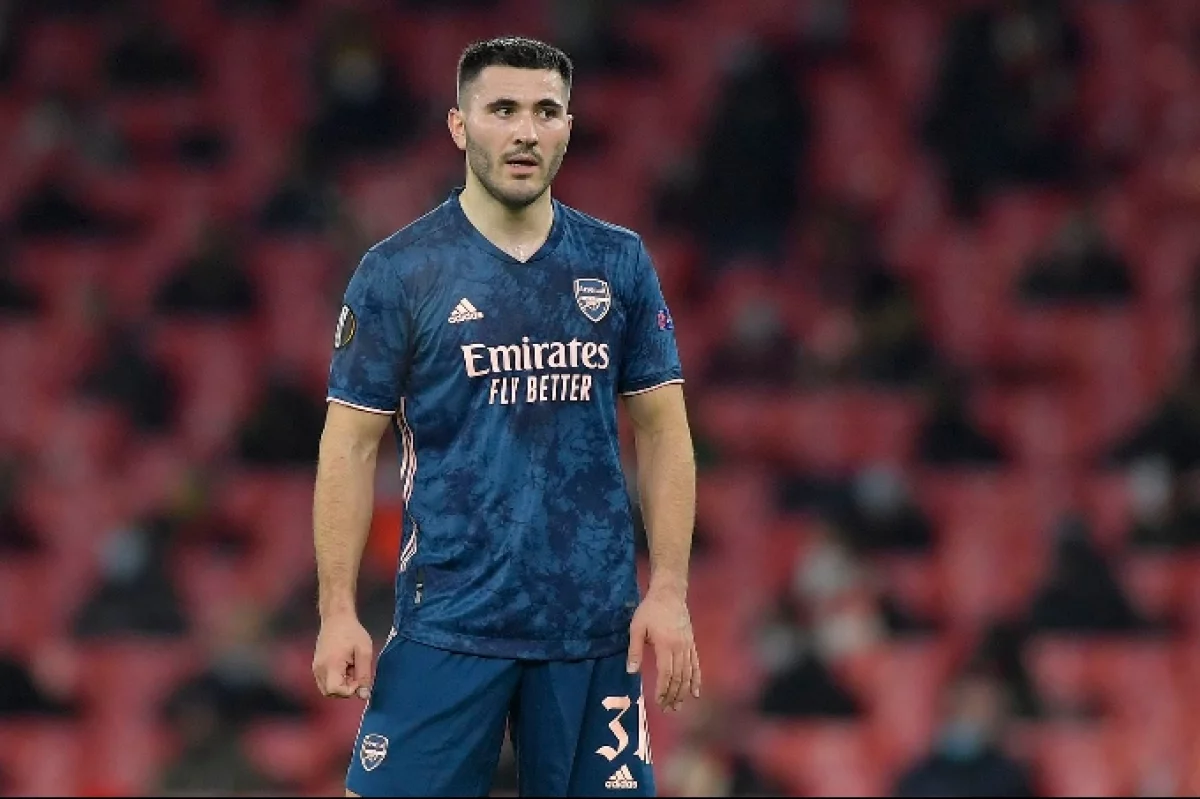 «Арсенал» қорғаушысы «Шалькеге» ауысады