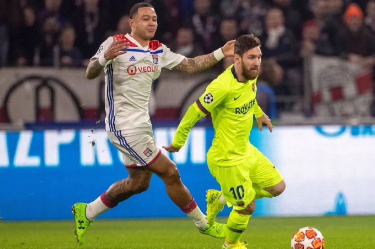 ПСЖ жазда еркін агент атанатын футболшыларды қатарға қосқысы келеді