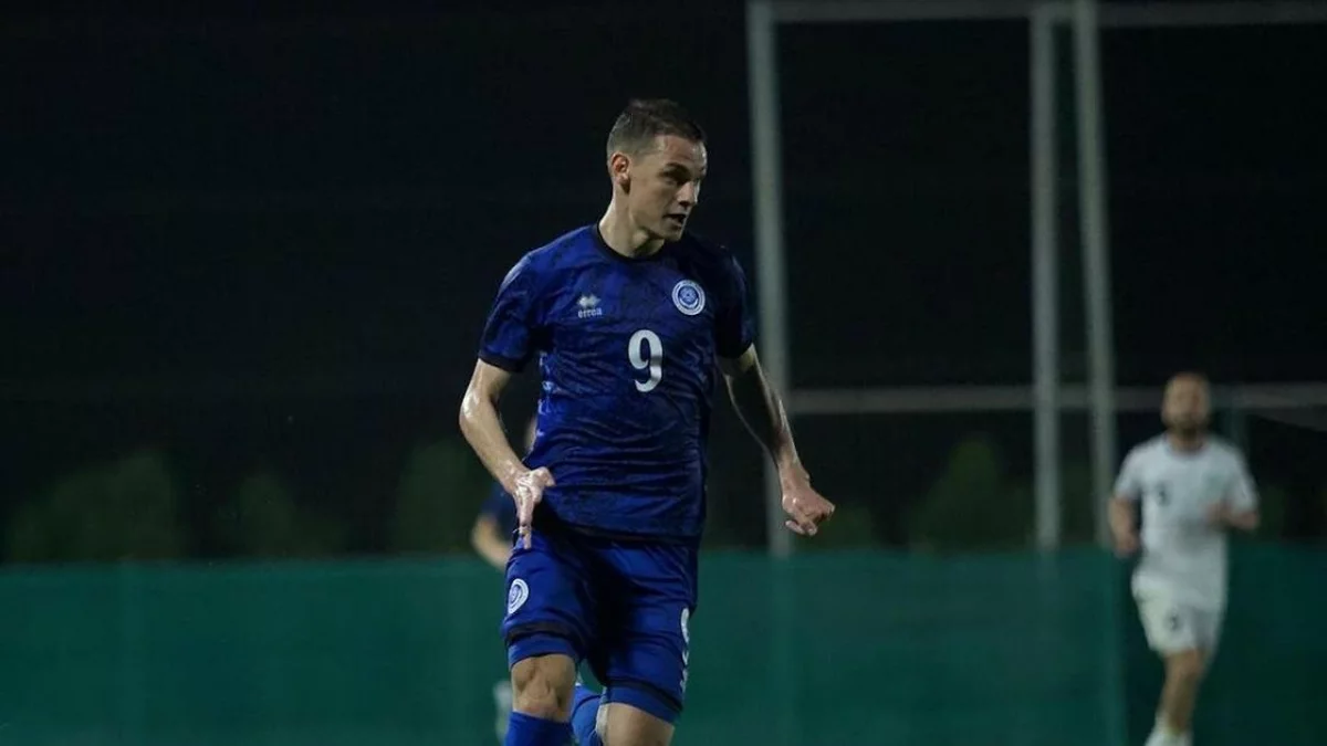 Чесноковтың өзгелерден несі кем? Қазақ футболшылары шетелге барудан қорқады...