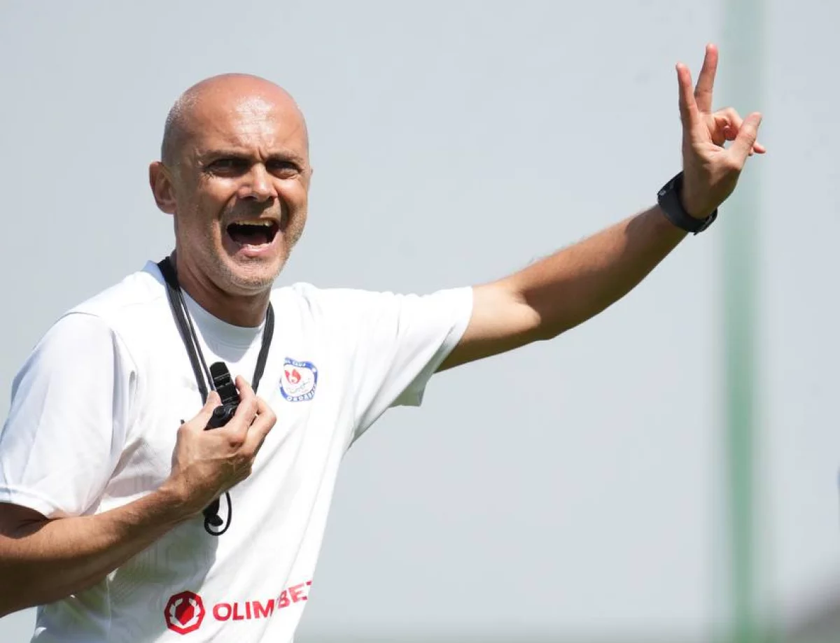 “Ордабасы” басшылығы өз бапкеріне байланысты шешім қабылдады