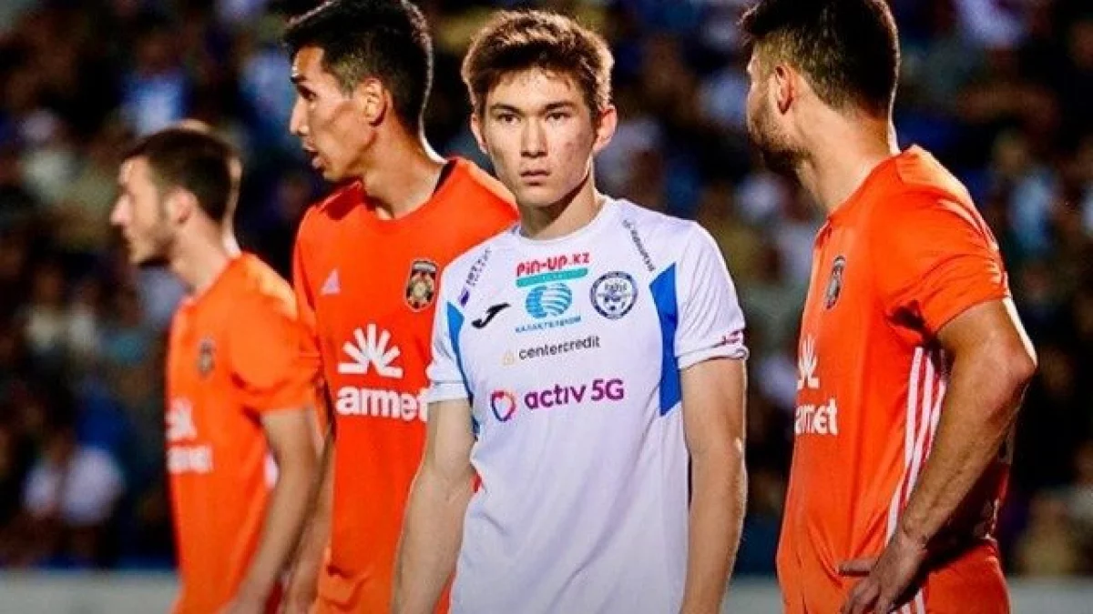 Темірлан “Ертістің” ойынын жүргізіп тұр