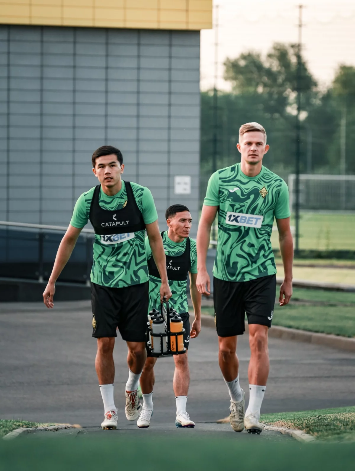 «Қайрат» - «Слован»: Алматылықтардың қорғанысына алаңдаудың қажеті жоқ. Сорокин-Мартынович жұбы дәл қазір үздіктердің бірі