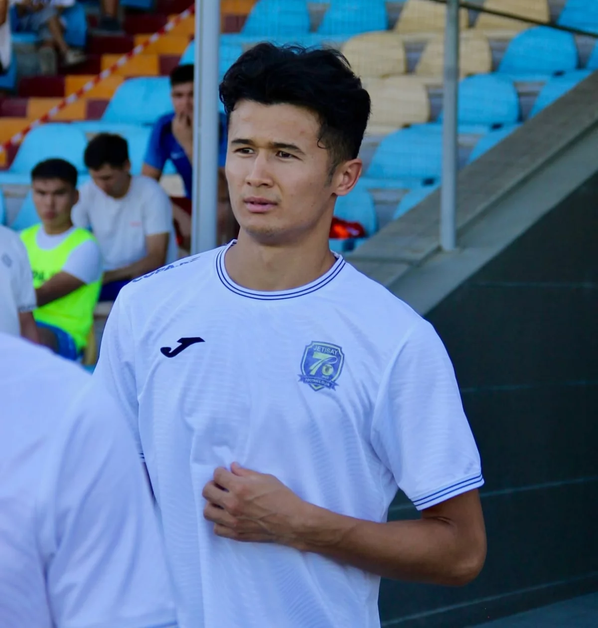 Абылайхан келіп “Жетісай” жыртып жатыр