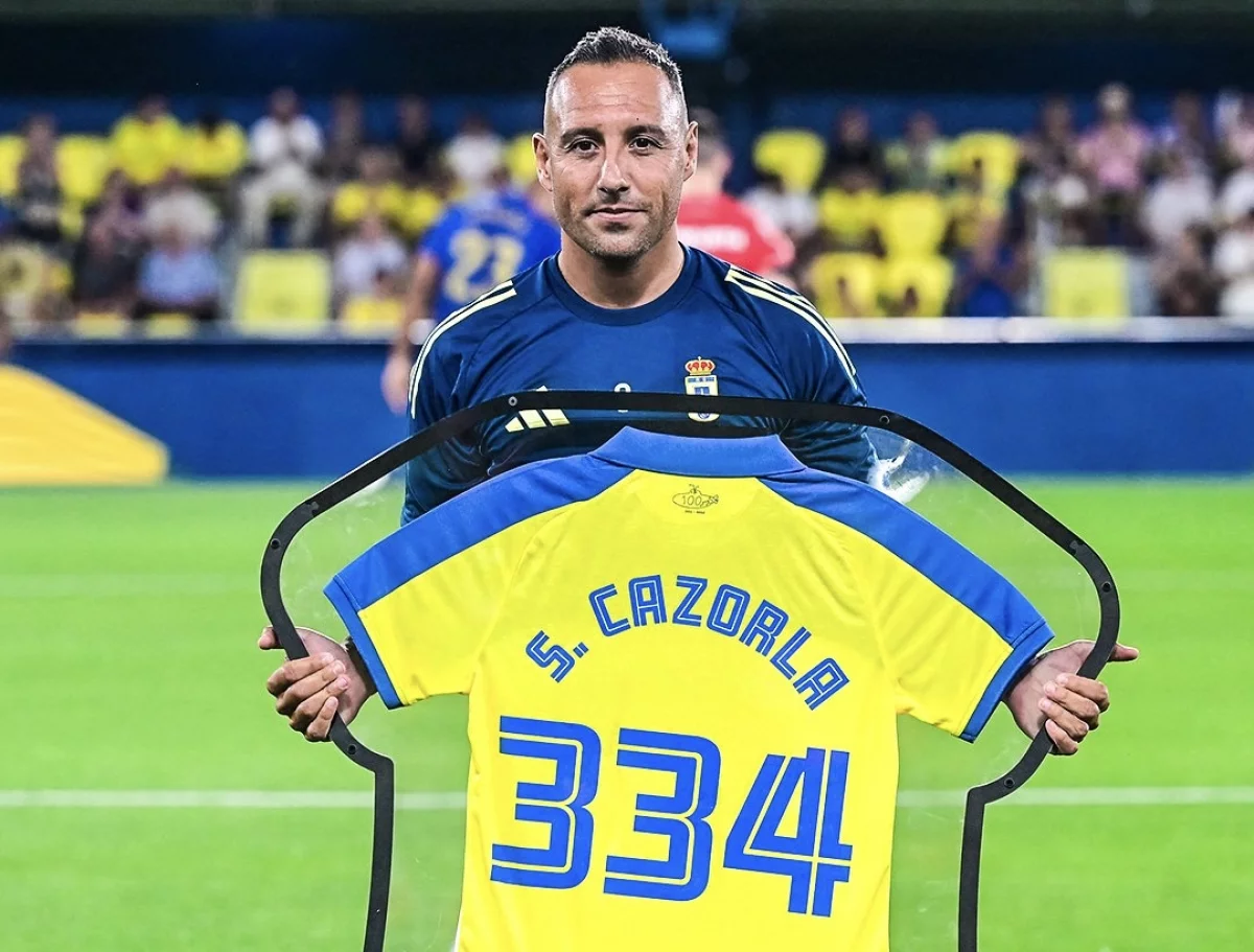 Аңыздың көзіне жас үйірген матч. Касорла “Вильярреалға” қарсы “Овьедо” жейдесімен алаңға шықты