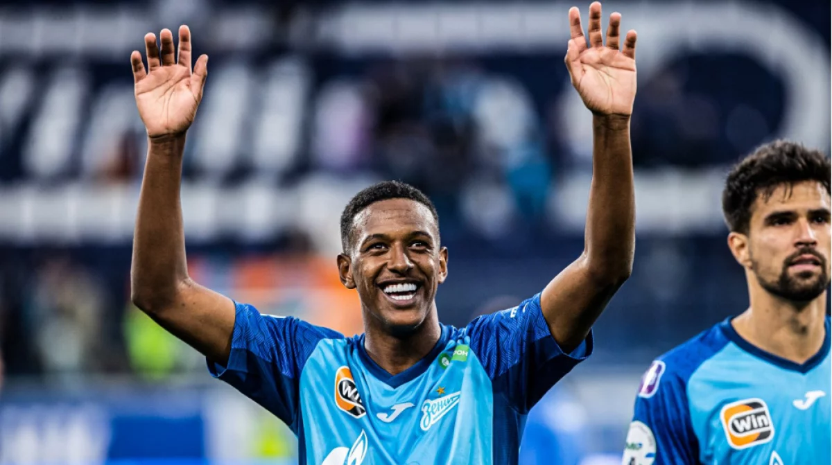 Роберт Ренан маусымды өз отанында жалғастырады