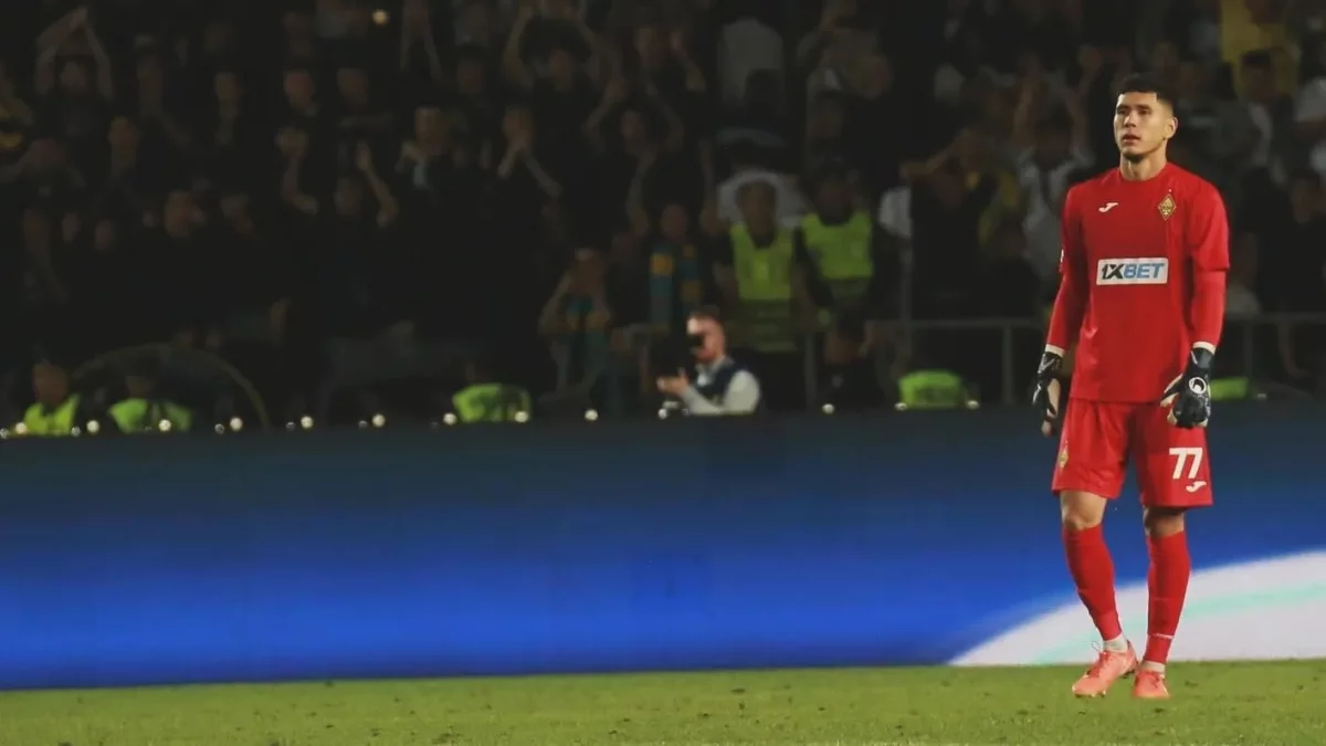 «Темірдің қолынан келеріне ешкімнің де күмәні болған жоқ». 21 жасар Анарбеков «Слованмен» өткен пенальти сериясына шығуы мүмкін болған екен