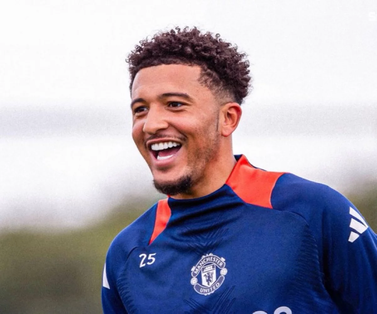 “Астон Вилла” Джейдон Санчоны өз қатарына қосты