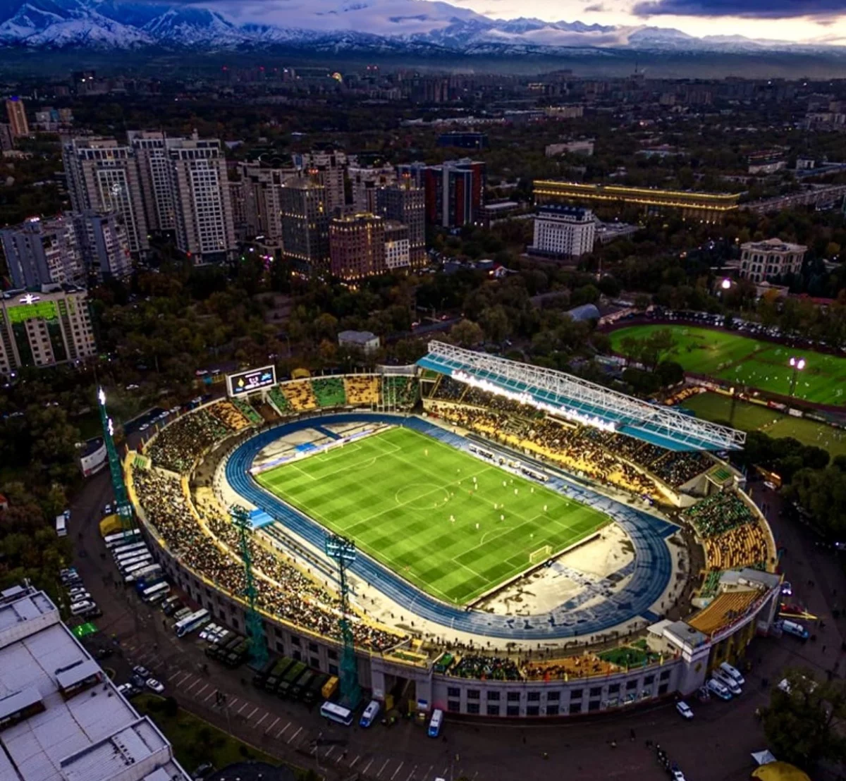 Макс Корж Боранбаевпен келісімге келе алмады