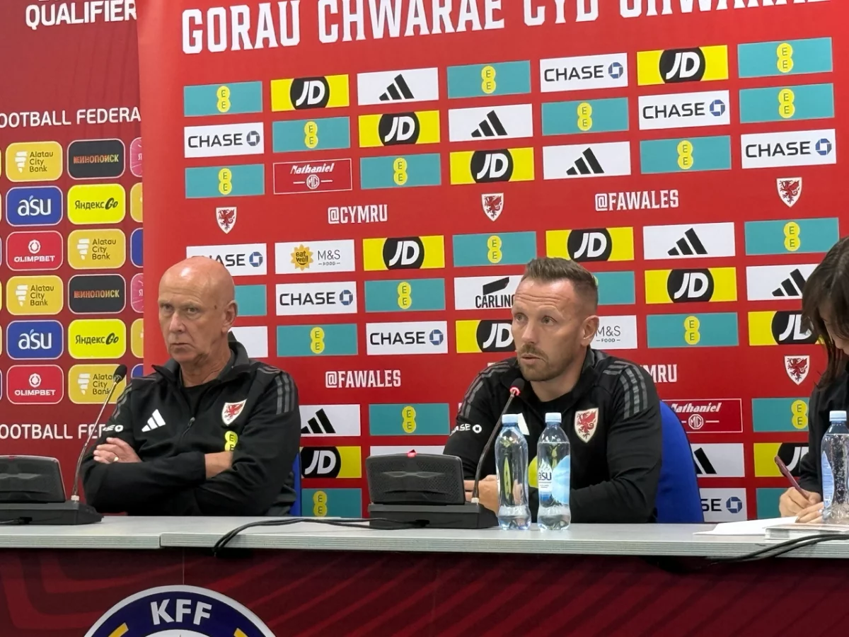 Уэльс құрамасының бас бапкері футболшыларының шаршап қалғанын мойындады