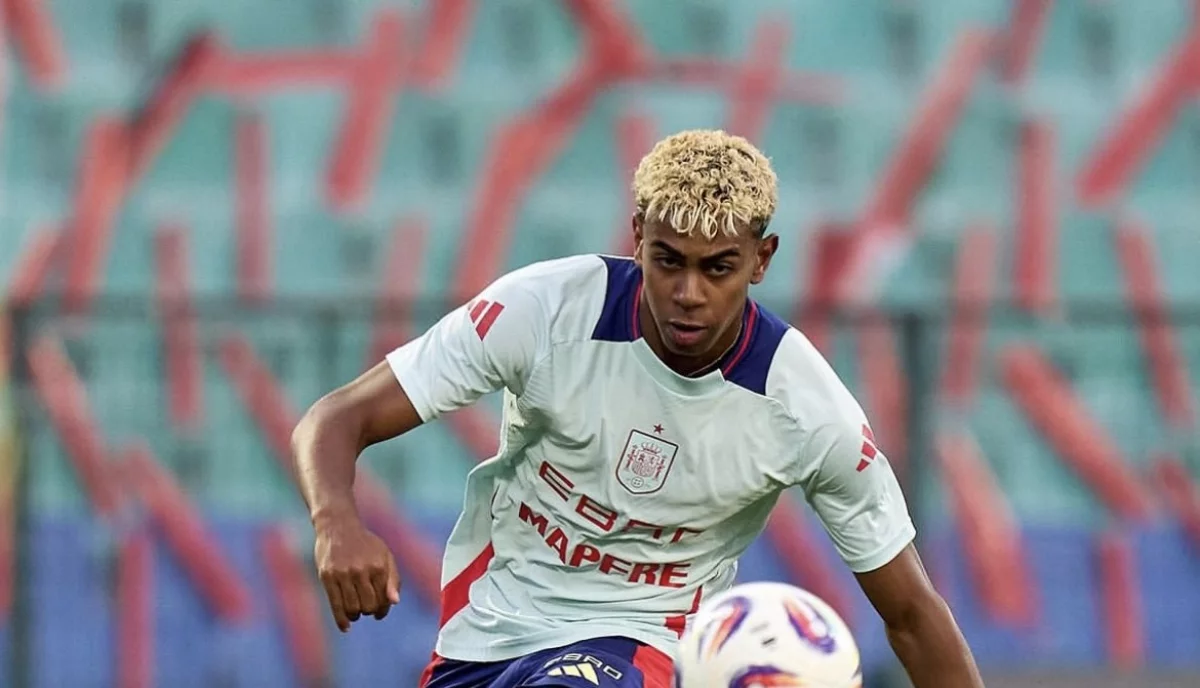 Ламин Ямаль: “Бір емес, бірнеше “Алтын доп” алғым келеді”