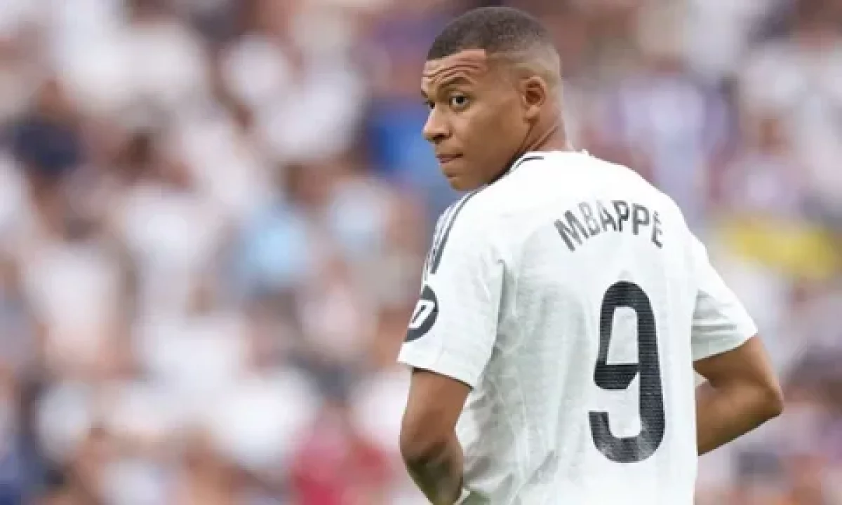 «Реалдың» ойынын билетсіз де көруге болады? Матч қарсаңында алматылықтар балкондарын жалға беруде