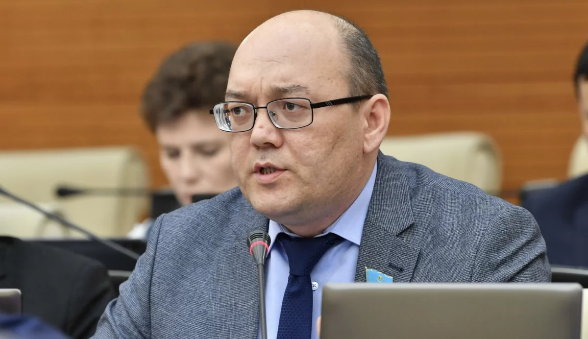 Асхат Рахымжанов: “Қайрат” – “Реал” матчының билеті 10 мыңнан аспасын, балалар тегін кірсін!“