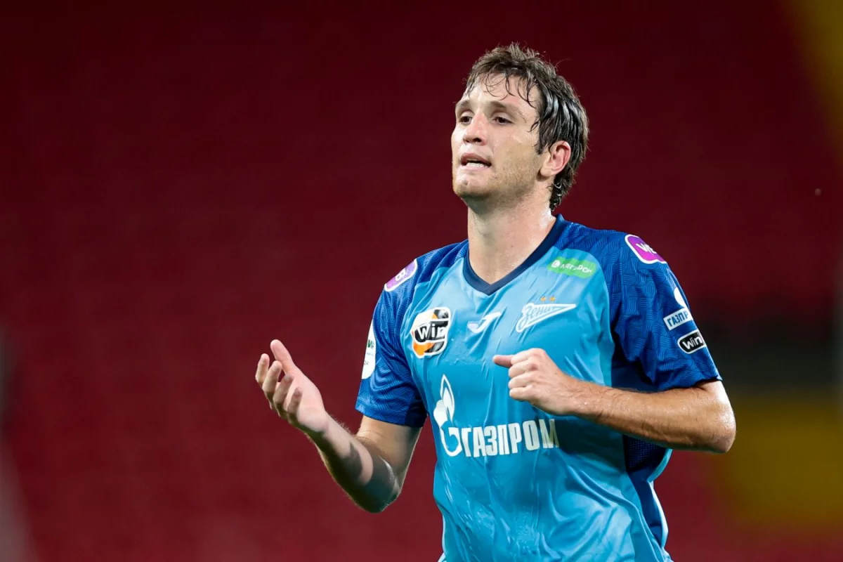 Ресей құрамасының экс-ойыншысы футболмен қоштасты