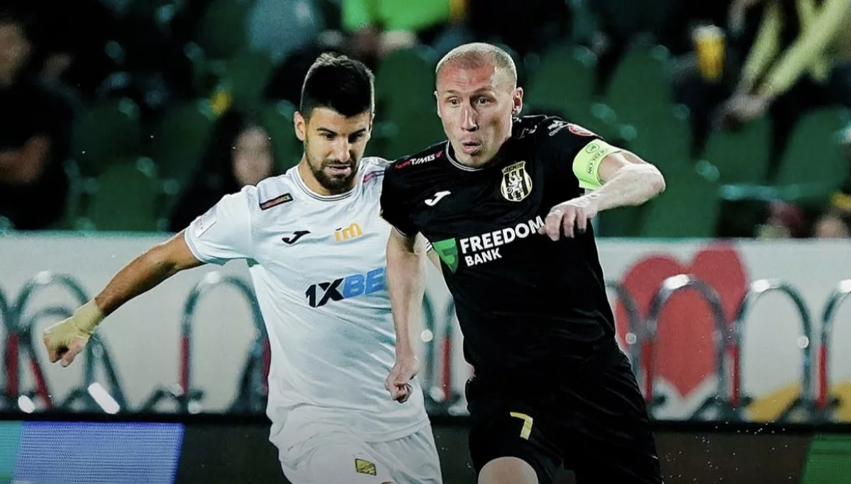 “Қайрат” “Жеңістен” басым түсті. Сәтпаевтың дублі Алматылықтарға маңызды 3 ұпайды сыйлады