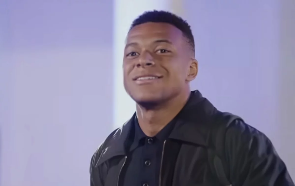 “Реал” футболшылары Алматыда бауырсақпен қарсы алынды