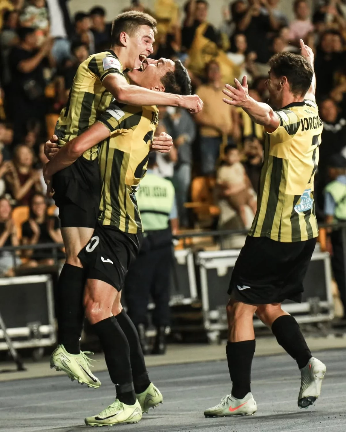 «Қайрат» ертең ұтылады? Бірақ бәрібір плей-офқа шығады?