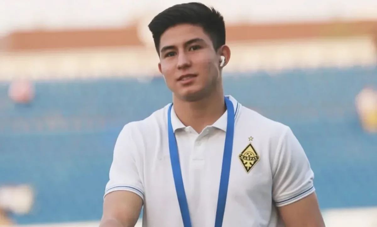 Дастан Сәтпаевты әлемнің ең үздік жас футболшысымен салыстырды