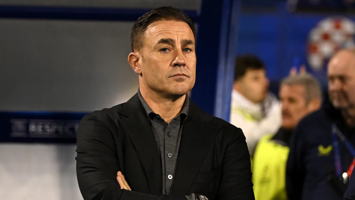 Түкті писькилері бар жалғызбасты әйелдер