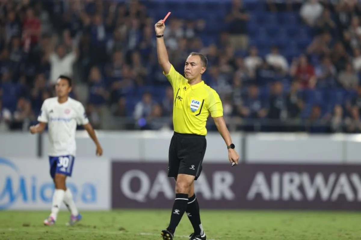 Өзбекстан - Кувейт матчында қырғызстандық төрешілер бригадасы қызмет жасайды