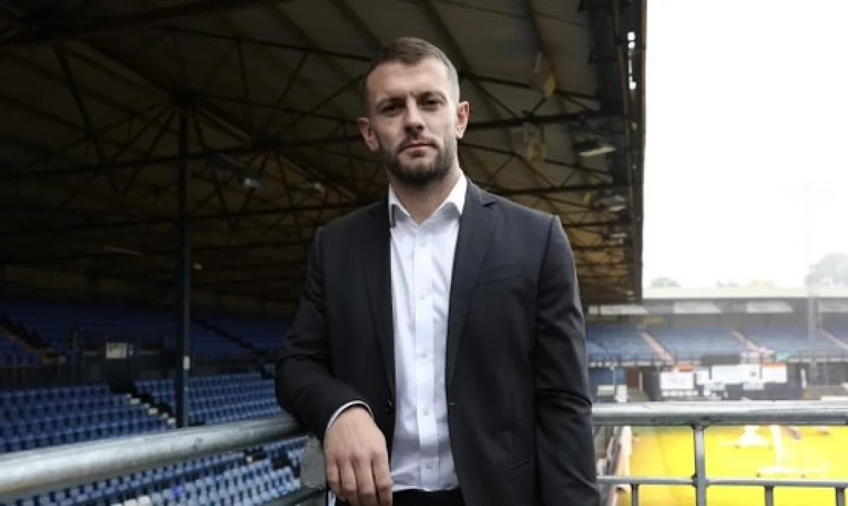 Джек Уилшир бапкерлік мансапқа аяқ басты