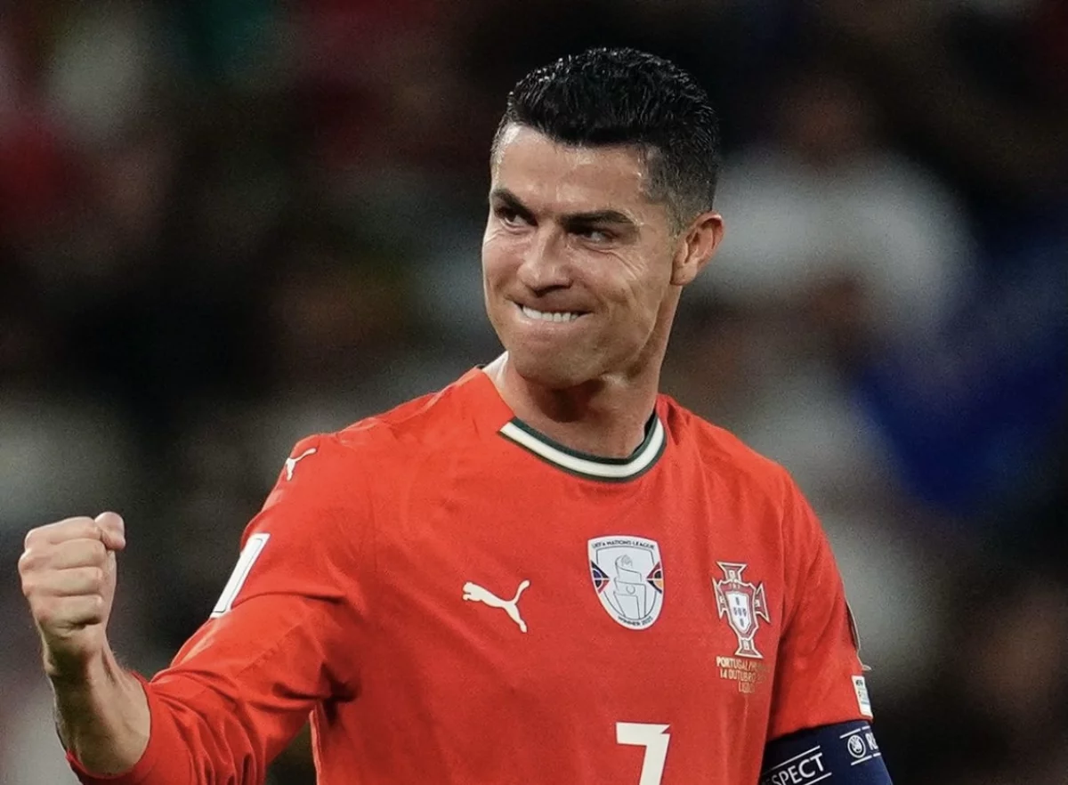 Джули Дельпи секспен порно көру