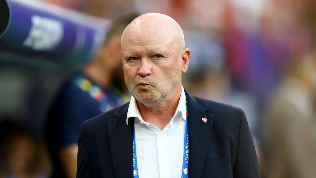 Чехия құрамасы бас бапкерсіз қалды