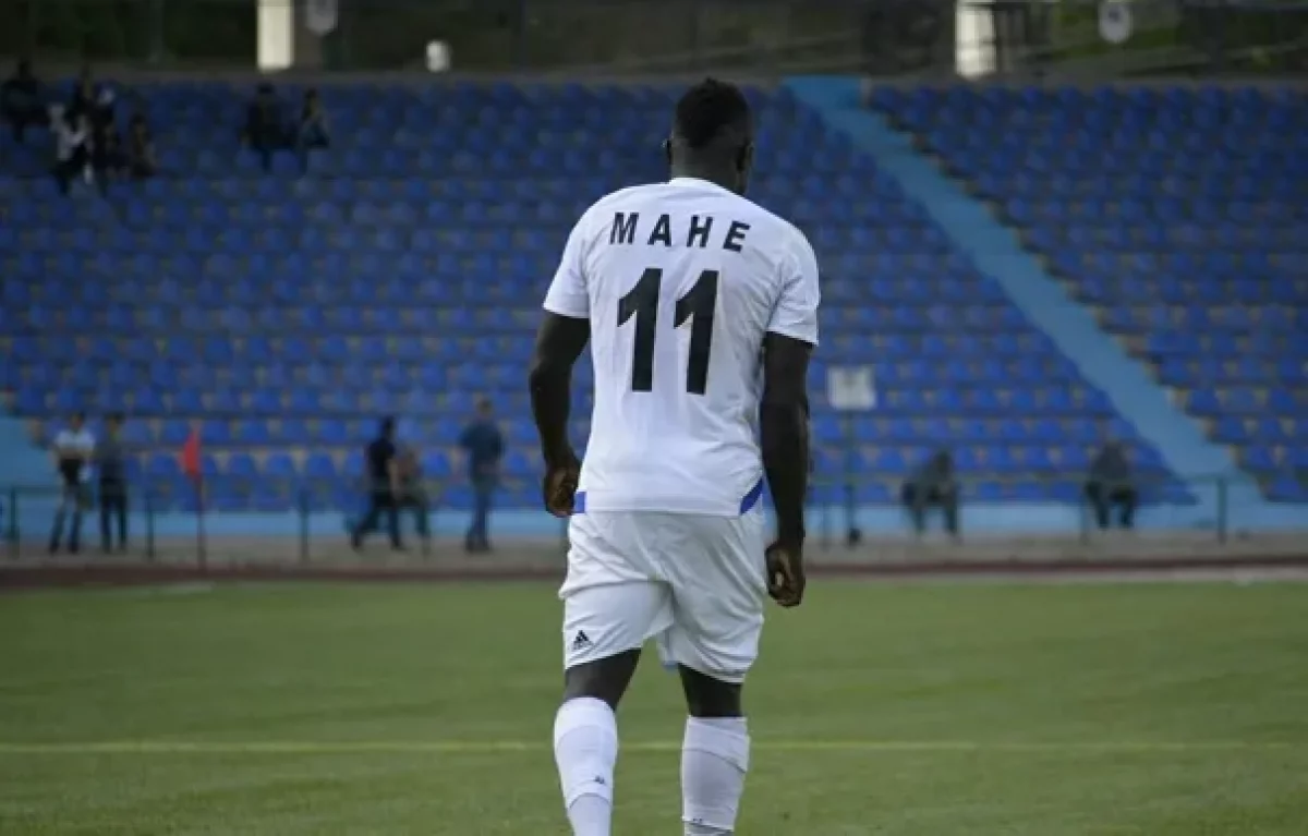 Мен Черноморскіде бір қызбен кездесуге және жыныстық қатынасқа түскім келеді.