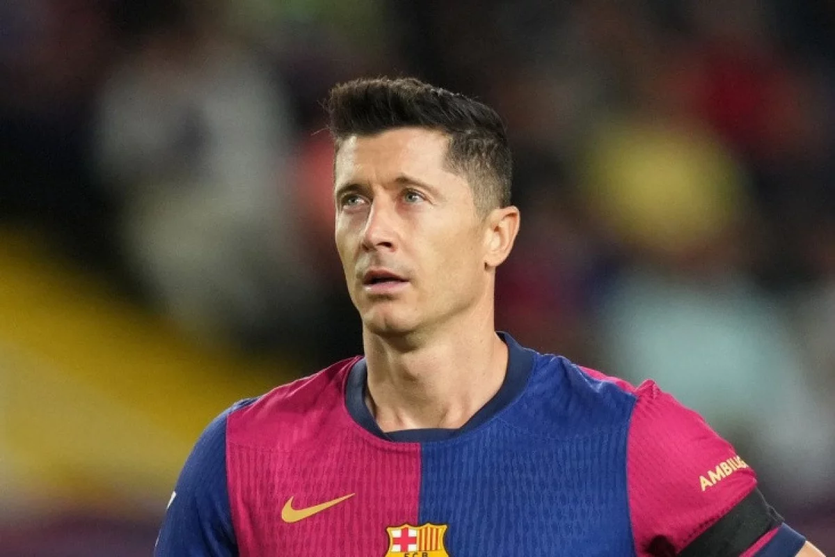 “Барселона” Роберт Левандовскиймен келісім шарт ұзартпайтын болды