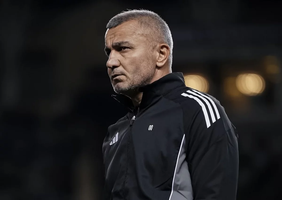 17 жыл бір клубта, 10 мәрте чемпион атанған бапкер