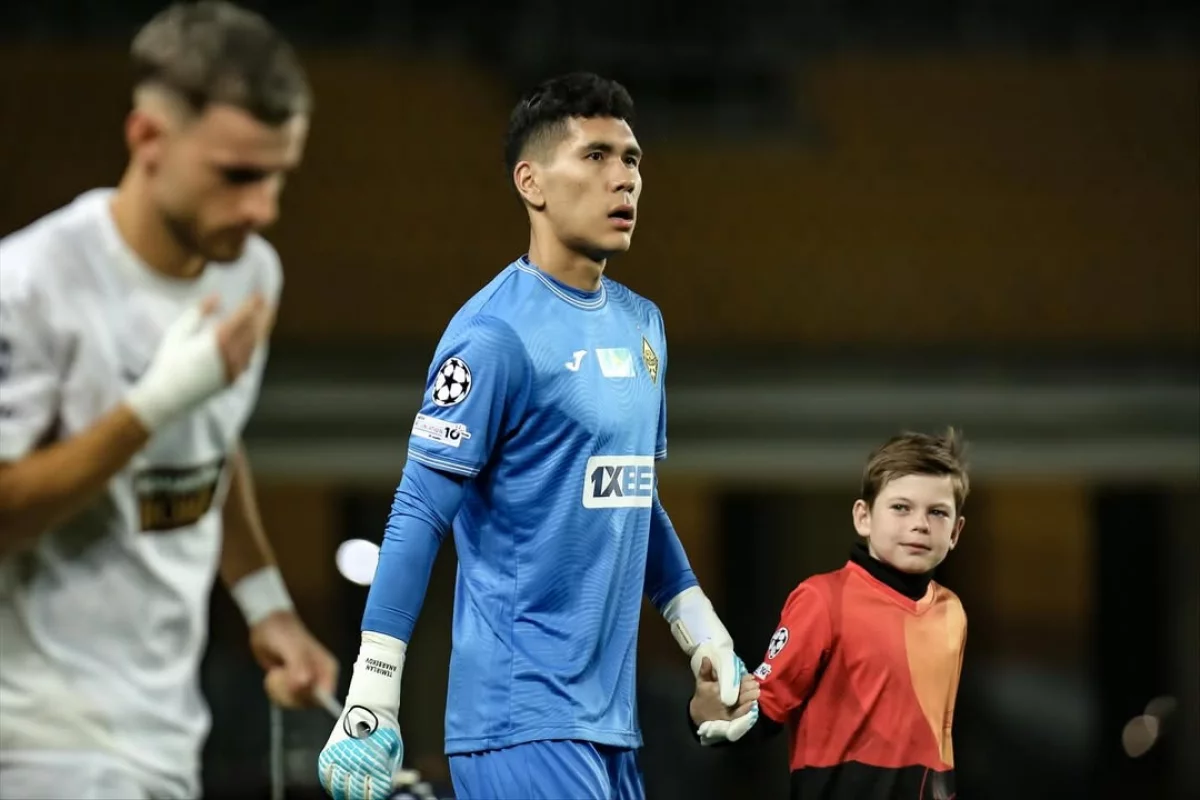 Темірлан Анарбеков түркиялық топ-клубтың назарын аударды