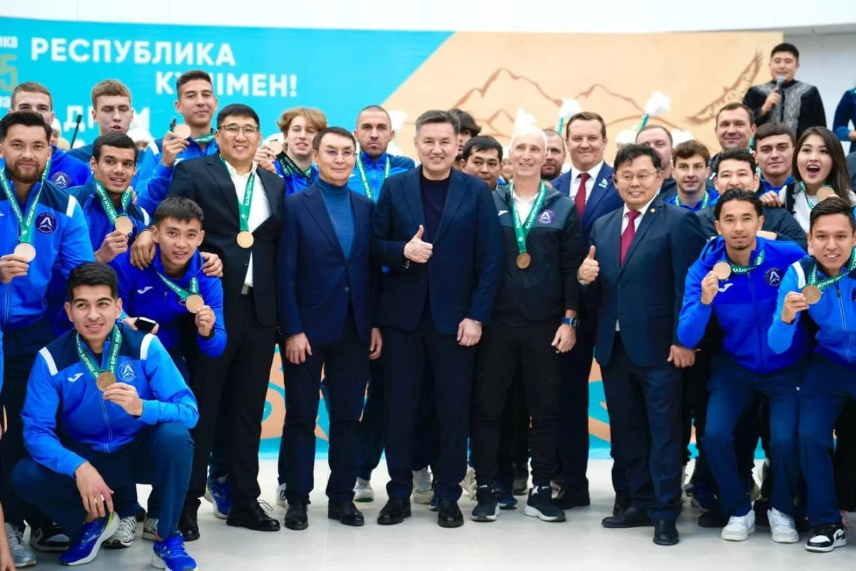 Өскеменде жаңа футбол стадионы бой көтермек