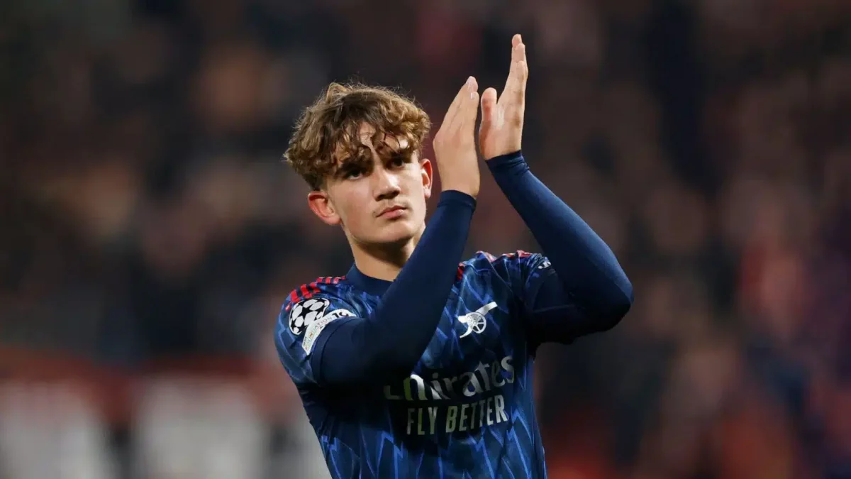 Чемпиондар лигасында алаңға шыққан тарихтағы ең жас ойыншы Макс Доуман