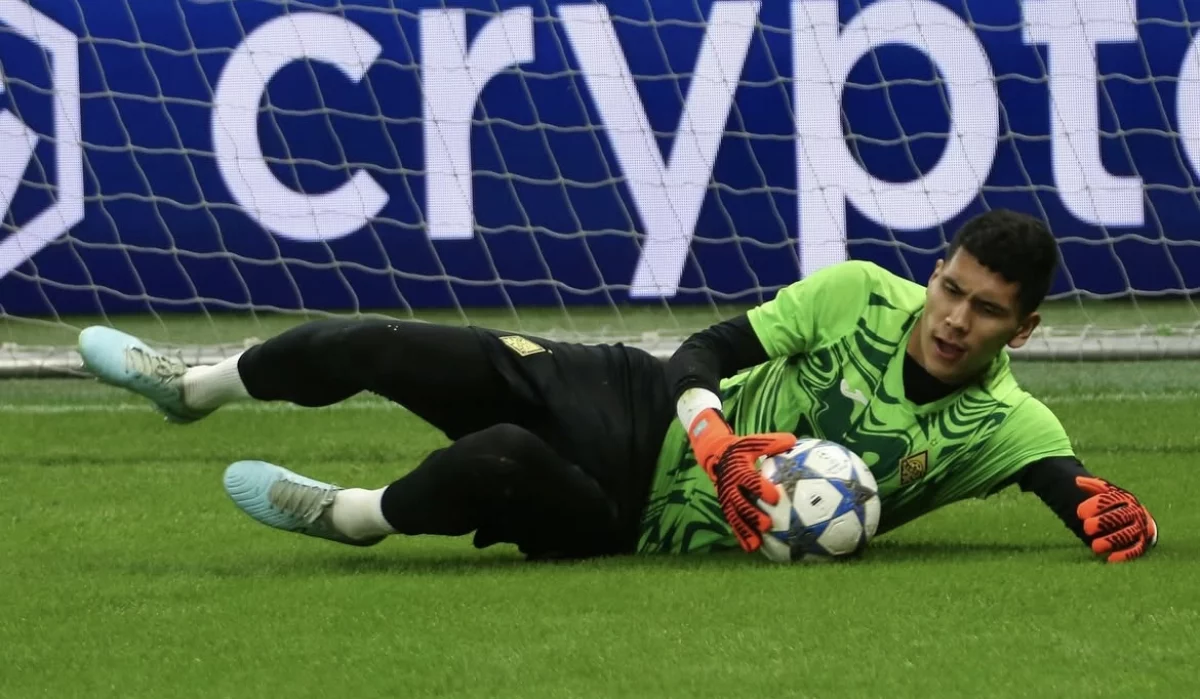 УЕФА Темірлан Анарбековтің сэйвін ерекшеледі