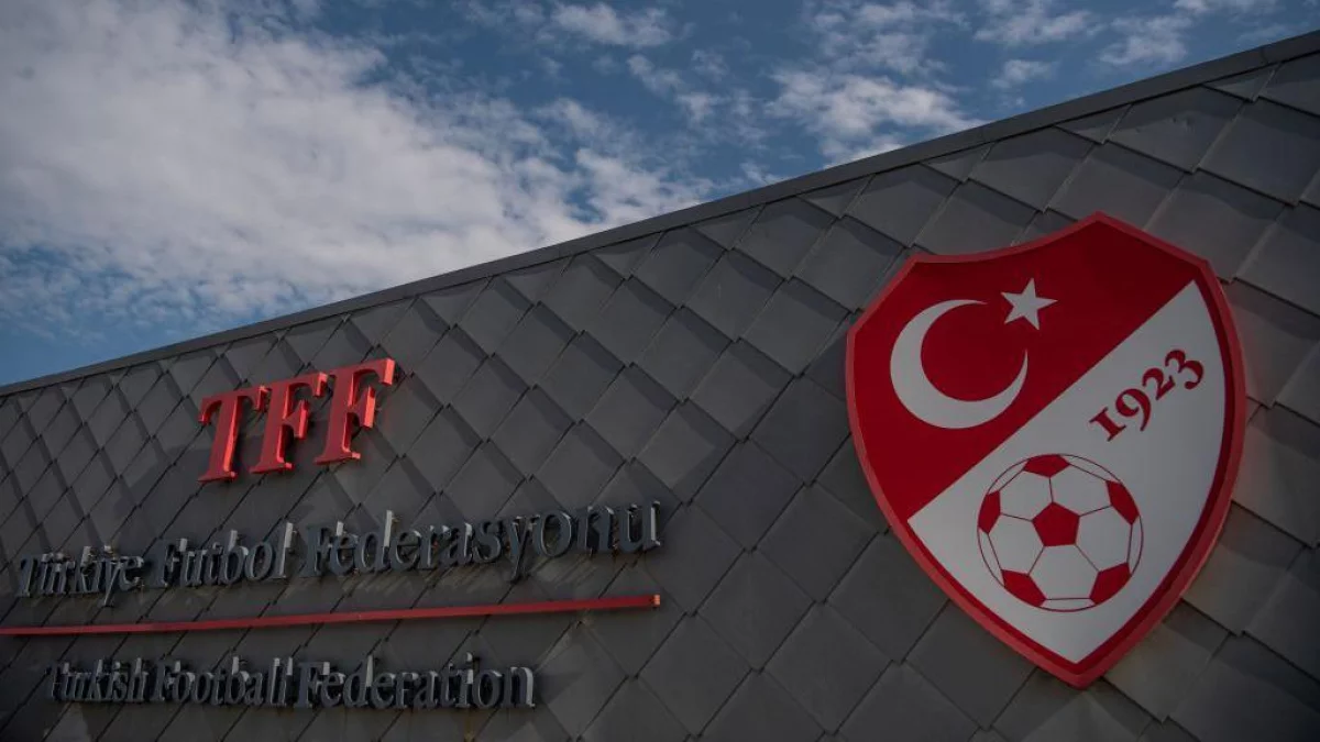 1000-нан астам футболшы құмар ойындарын ойнағаны белгілі болды