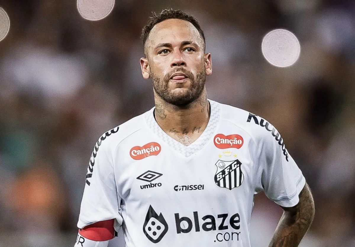 Неймар шешуші матч алдында қатардан шығып қалды