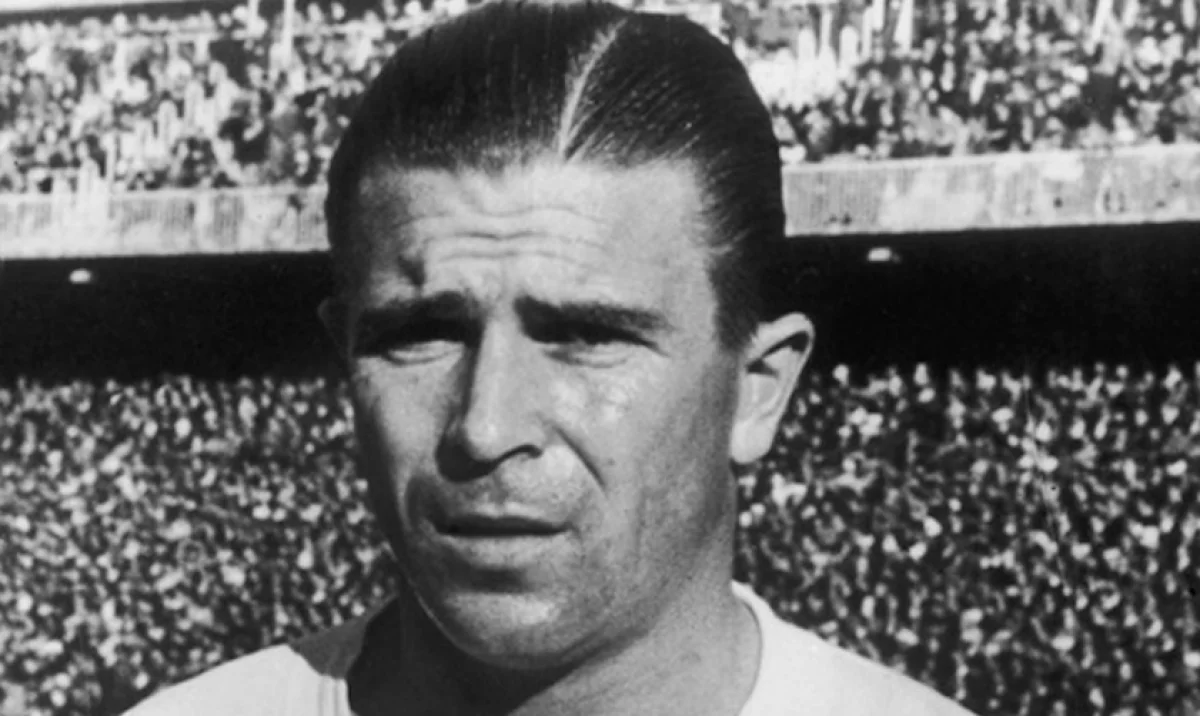 Месси атақты венгр Ференц Пушкаштың рекордын қайталады