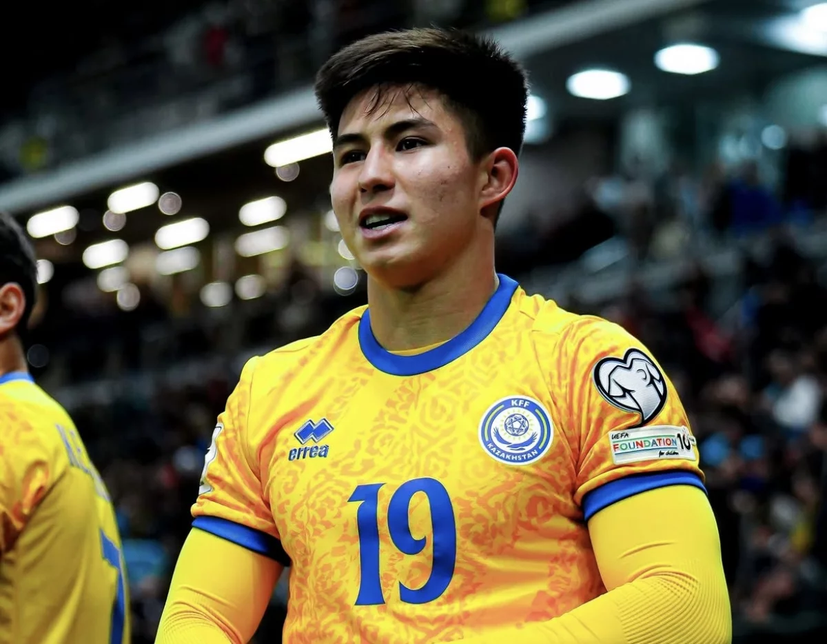 Қазақстандық әлемнің ең үздік футболшыларының бірі атанды