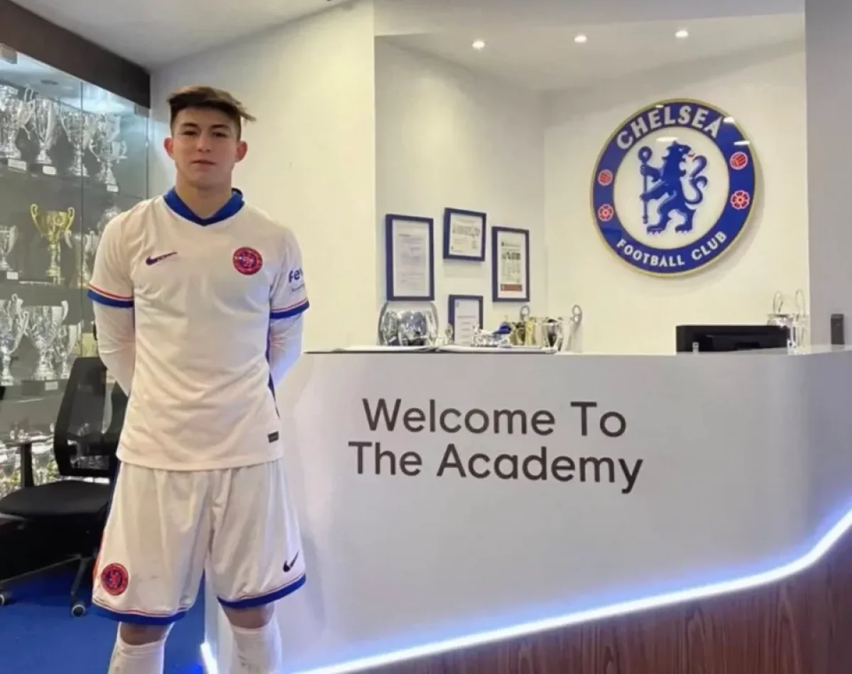 Pесейлік журналист Дастан Сәтпаевтың “Челсидегі” болашағы туралы айтты