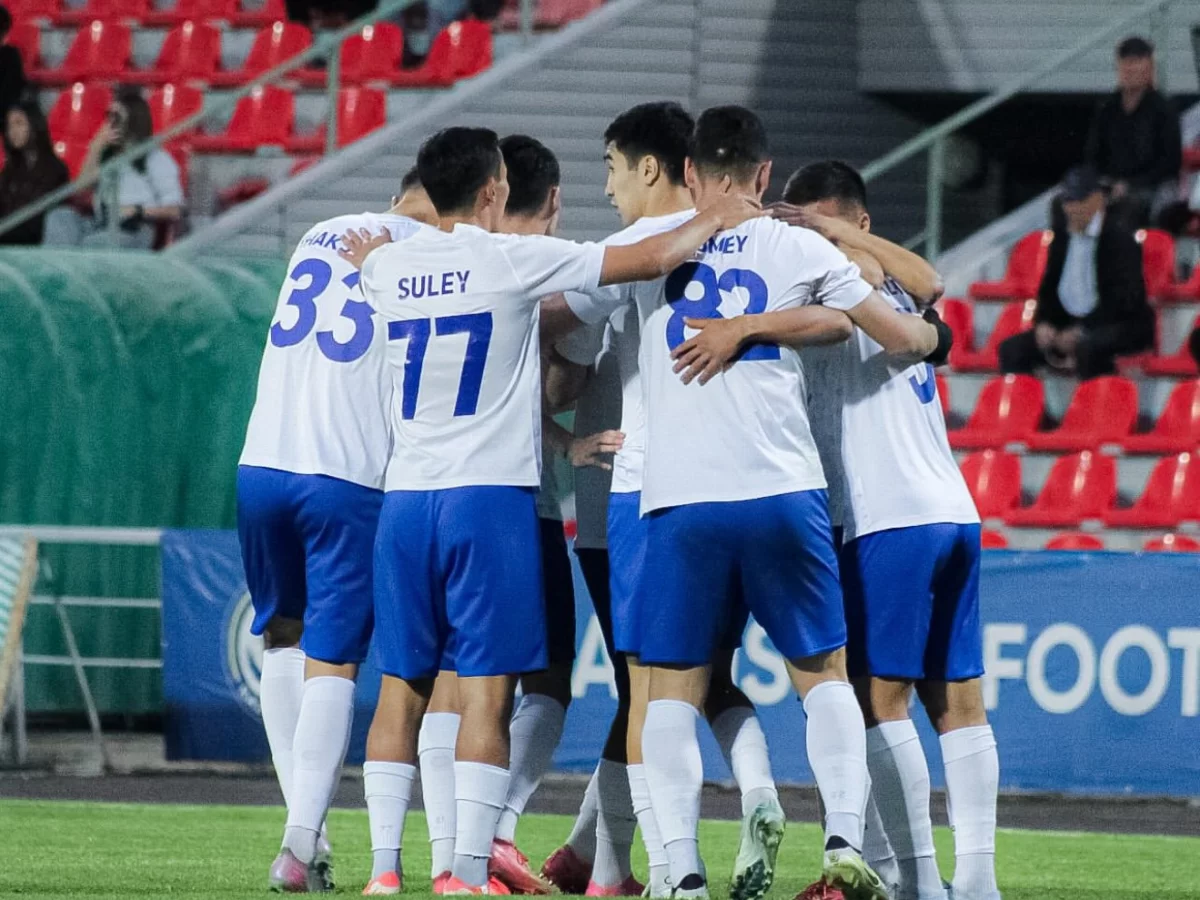 Жаңа маусымға дайындықты жаңа алаңда бастайды