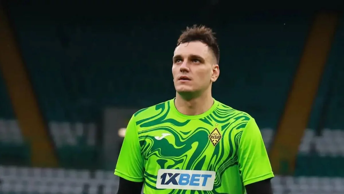 “Қайрат” қақпашысы клубтан кетпек