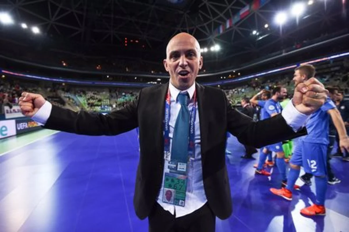 Какау Астанаға келе жатыр