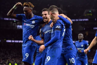 Вирус жаңалықтар. ПСЖ қиын жағдайда, АПЛ ойындары бір стадионда өтуі мүмкін