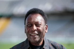 ПЕЛЕ: МЕССИГЕ МАҒАН ЖЕТУ ҚАЙДА...