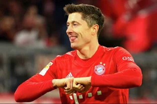 Үлкен үзілістен кейін үздік ойын көрсеткен футболшылар