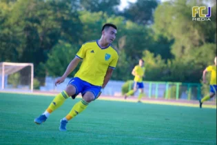 «Қайсар» басты бәсекелесінің шабуылшысын сатып алды