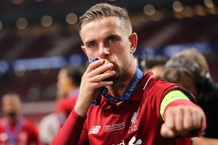 Хендерсон журналистердің нұсқасы бойынша АПЛ-дың үздік ойыншысы атанды