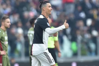 Роналду мансабындағы 31-ші жүлдесін жеңіп алды